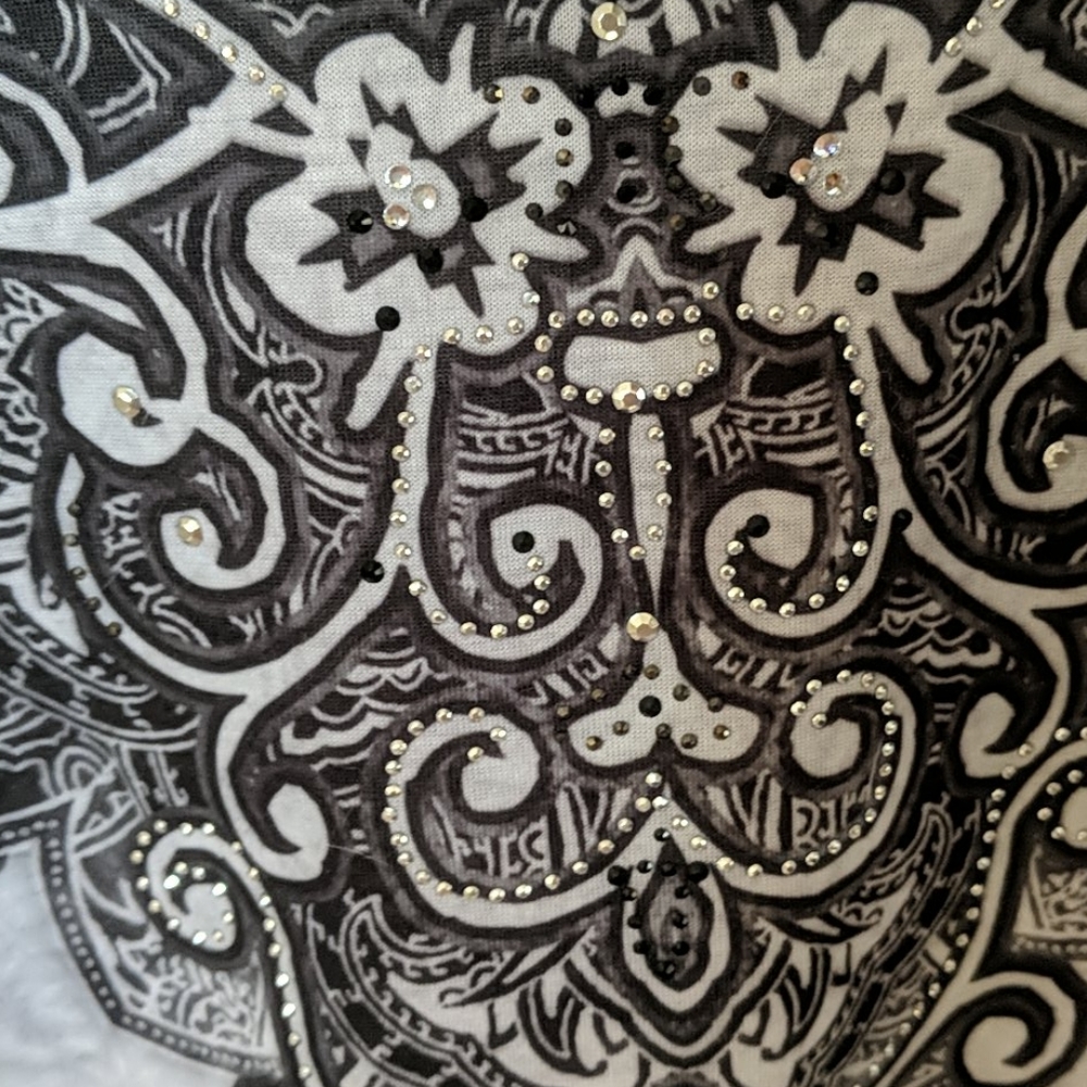 Top - Picture 3 of 3